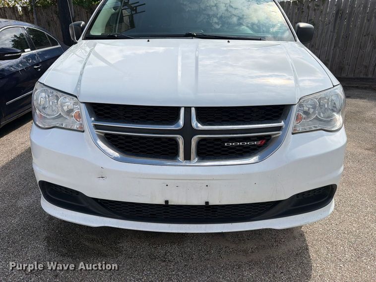 image for item EU0961 2016 Dodge Grand Caravan van