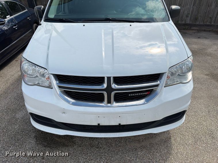 image for item EU0961 2016 Dodge Grand Caravan van