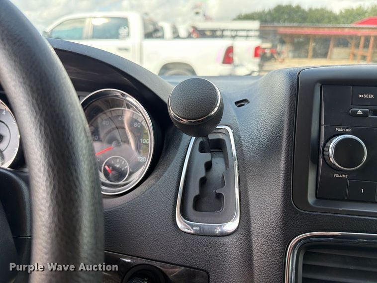 image for item EU0961 2016 Dodge Grand Caravan van