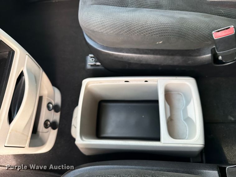 image for item EU0961 2016 Dodge Grand Caravan van