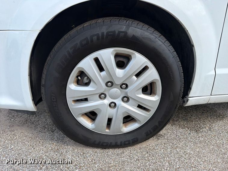 image for item EU0961 2016 Dodge Grand Caravan van