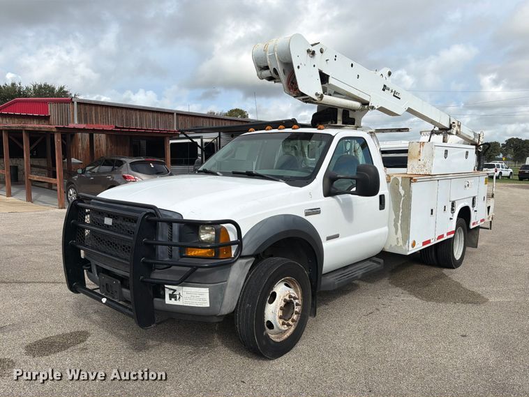 image for item EU0965 2006 Ford F550 bucket truck