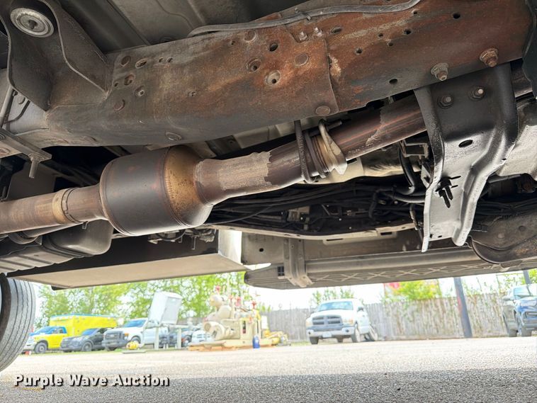 image for item EU0965 2006 Ford F550 bucket truck