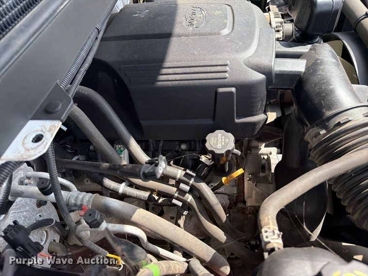 image for item EU0967 2016 Chevrolet Silverado 2500HD pickup truck cab and chassis