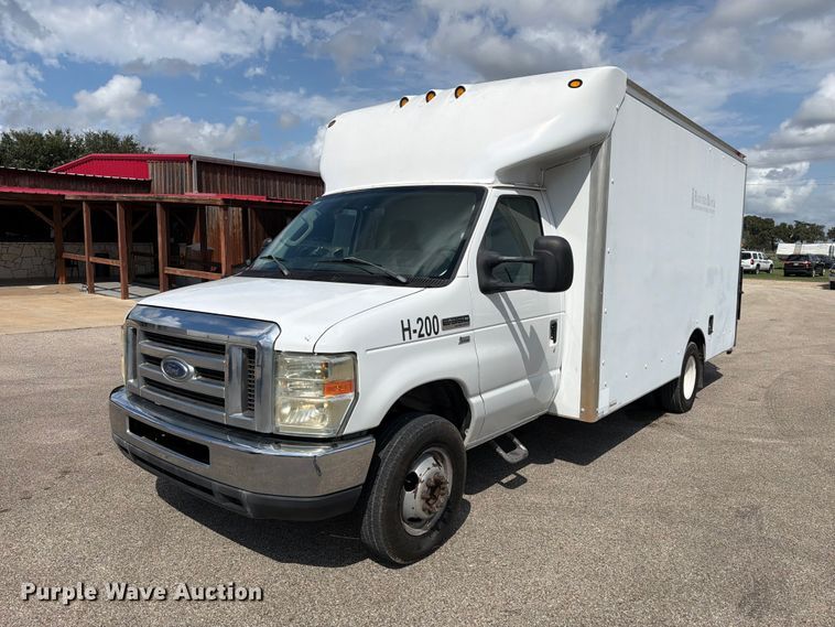 image for item EU0968 2011 Ford E350 box truck