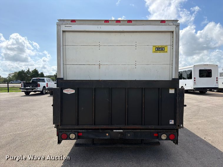 image for item EU0968 2011 Ford E350 box truck