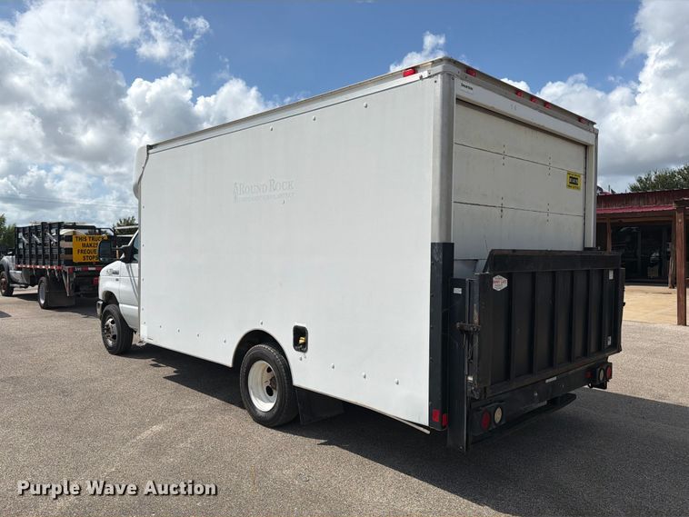 image for item EU0968 2011 Ford E350 box truck