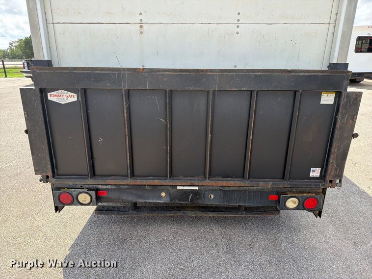 image for item EU0968 2011 Ford E350 box truck