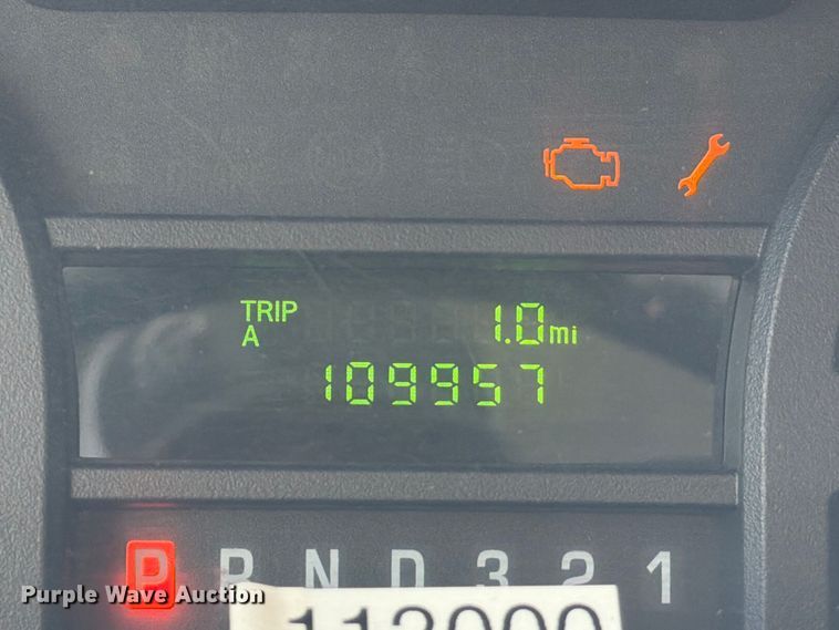 image for item EU0968 2011 Ford E350 box truck