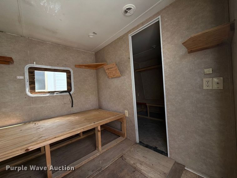 image for item EU0969 2006 Gulf Stream camper