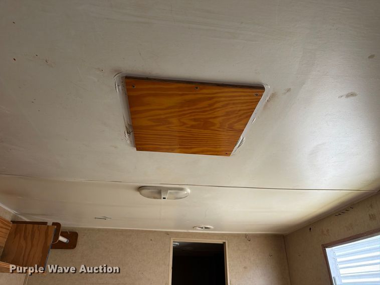 image for item EU0970 2006 Gulf Stream camper