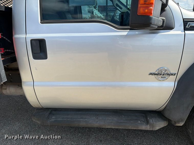 image for item EU0971 2012 Ford F450 flatbed truck