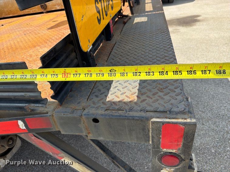 image for item EU0971 2012 Ford F450 flatbed truck