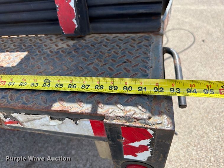 image for item EU0971 2012 Ford F450 flatbed truck