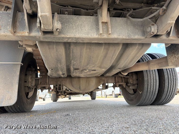 image for item EU0971 2012 Ford F450 flatbed truck