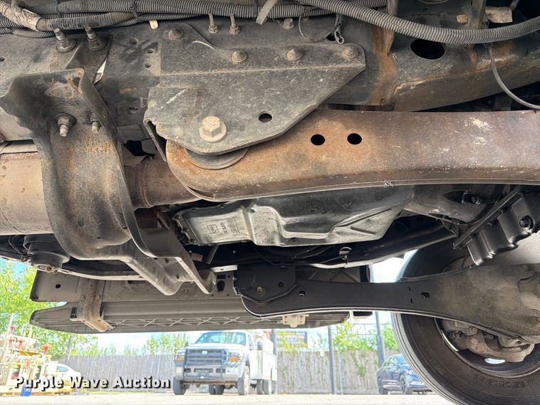 image for item EU0971 2012 Ford F450 flatbed truck
