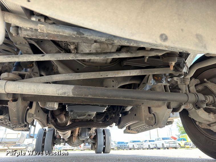 image for item EU0971 2012 Ford F450 flatbed truck