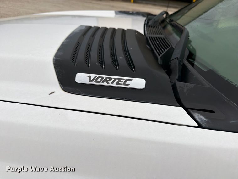 image for item EV7002 2007 Chevrolet Silverado 2500HD utility bed pickup truck