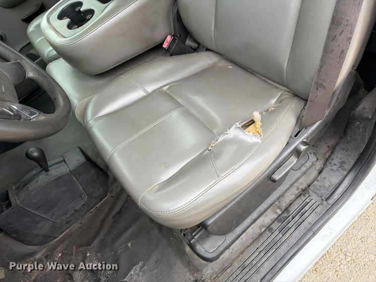 image for item EV7002 2007 Chevrolet Silverado 2500HD utility bed pickup truck