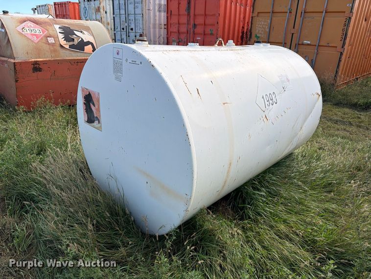 image for item EW1087 (2) fuel tanks