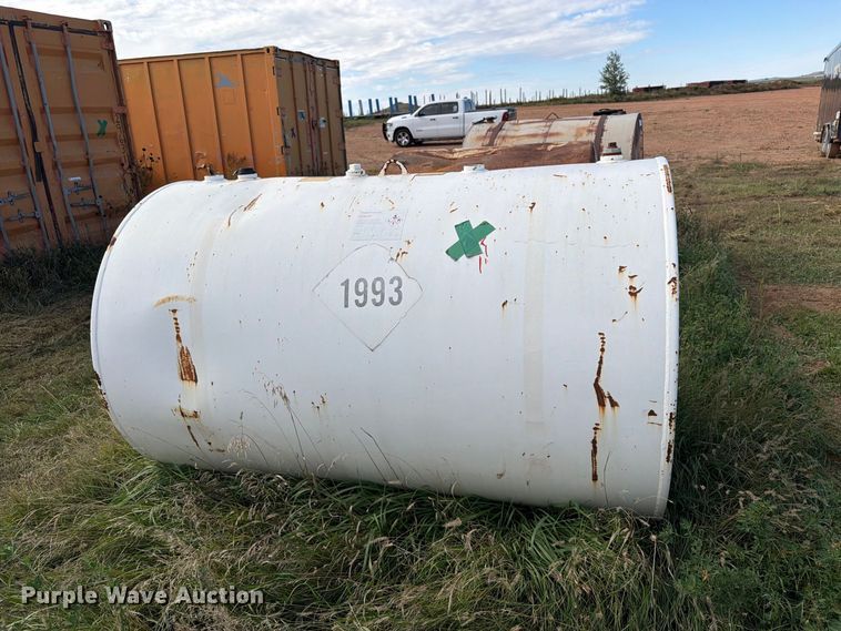 image for item EW1087 (2) fuel tanks