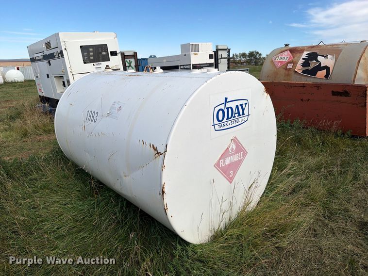 image for item EW1087 (2) fuel tanks