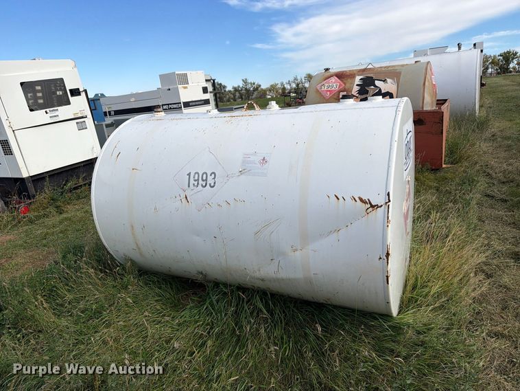 image for item EW1087 (2) fuel tanks