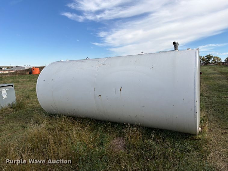 image for item EW1088 Fuel tank