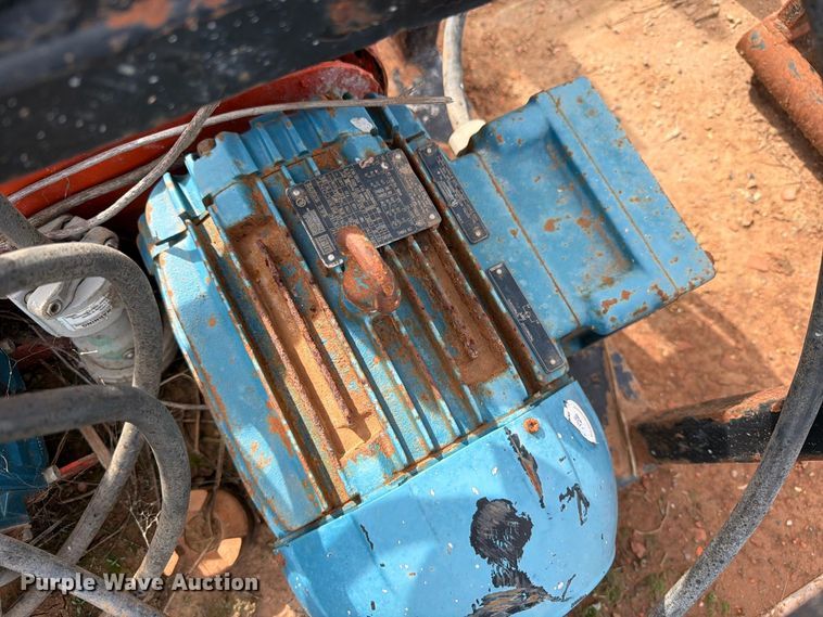 image for item EW1091 Pumps