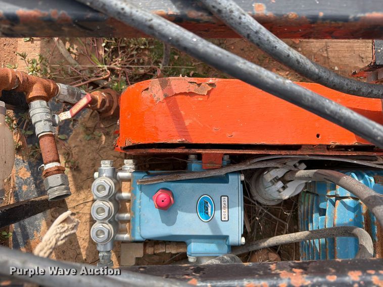 image for item EW1091 Pumps