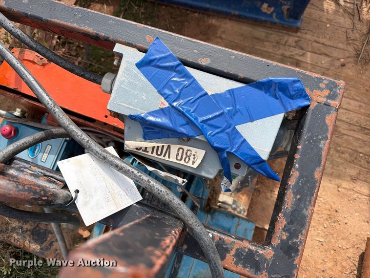 image for item EW1091 Pumps