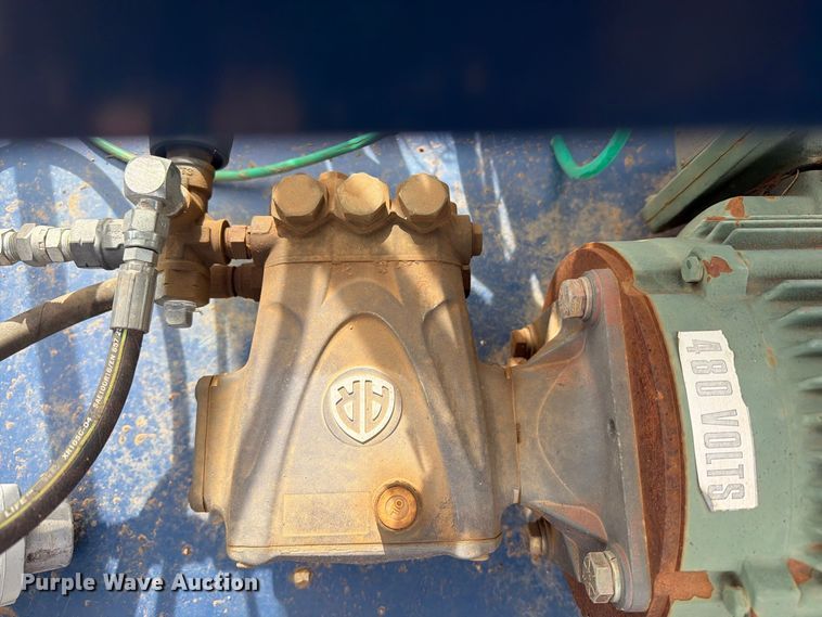 image for item EW1091 Pumps