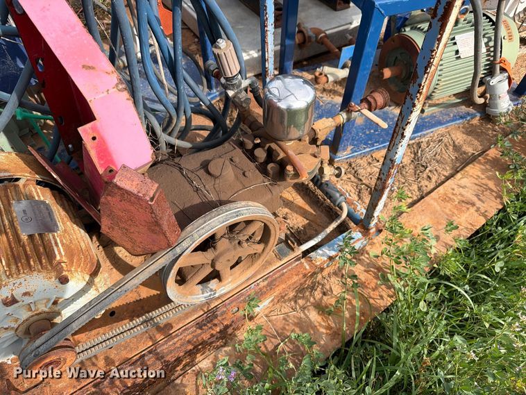 image for item EW1091 Pumps