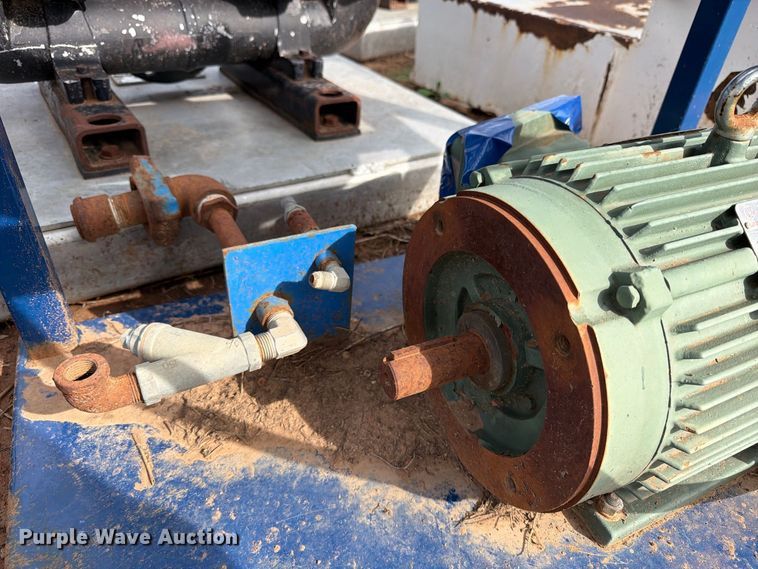 image for item EW1091 Pumps