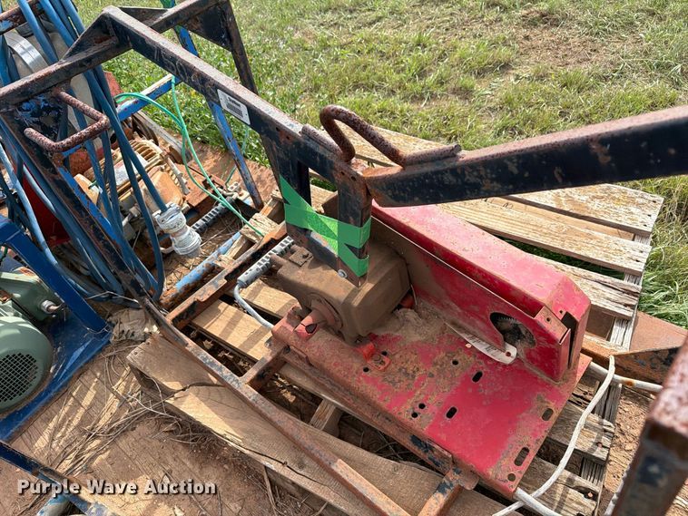 image for item EW1091 Pumps