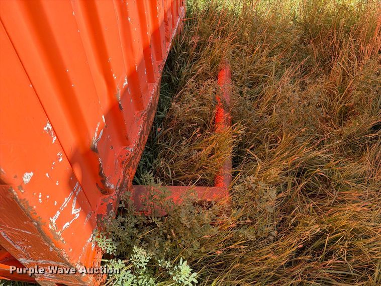 image for item EW1096 (2) shipping containers