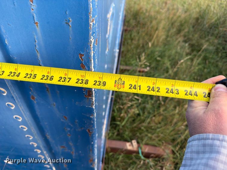 image for item EW1104 (2) water tank containers