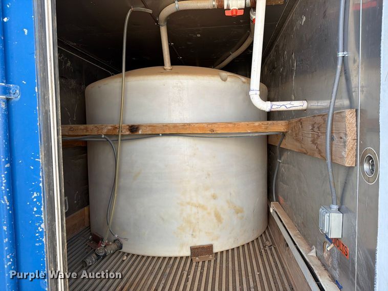 image for item EW1104 (2) water tank containers
