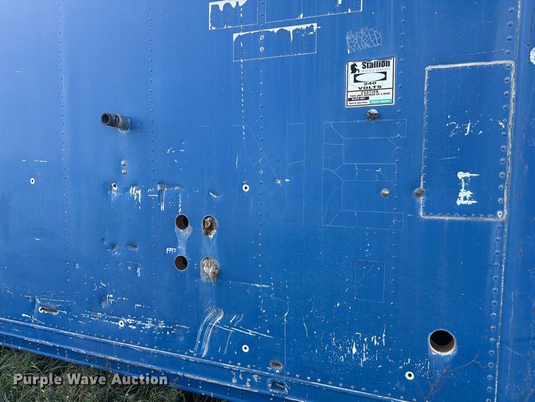 image for item EW1105 (2) water tank container