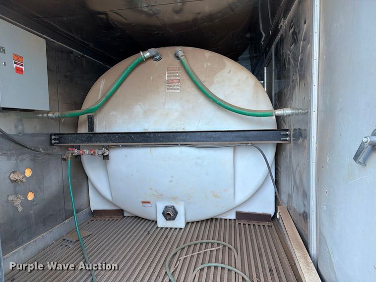 image for item EW1105 (2) water tank container