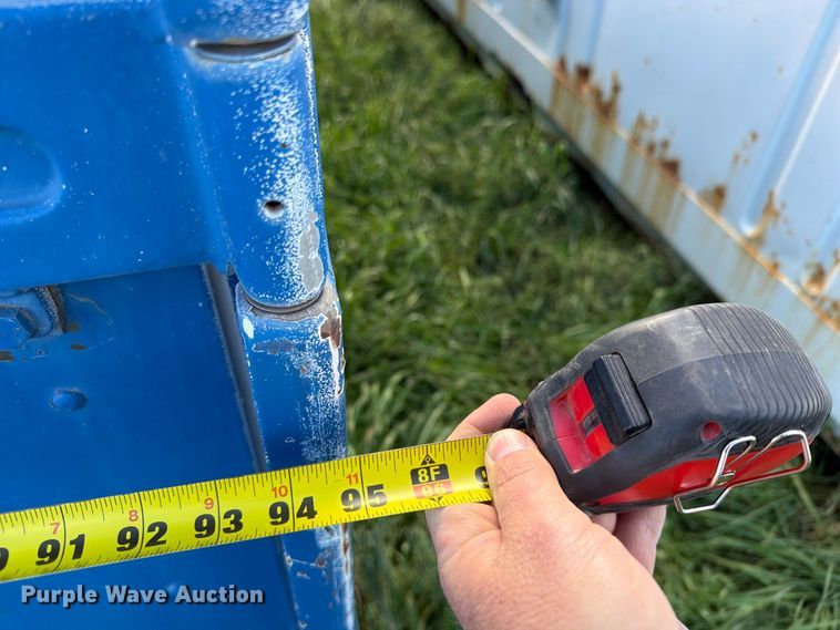 image for item EW1105 (2) water tank container