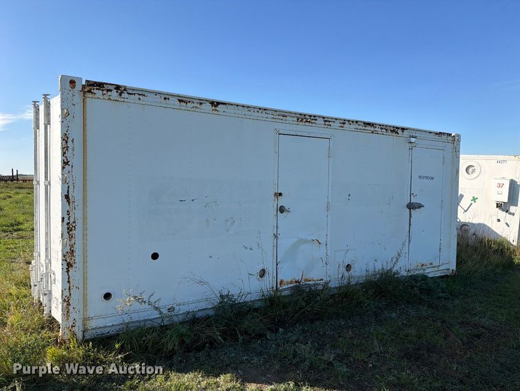 image for item EW1109 (2) water tank containers