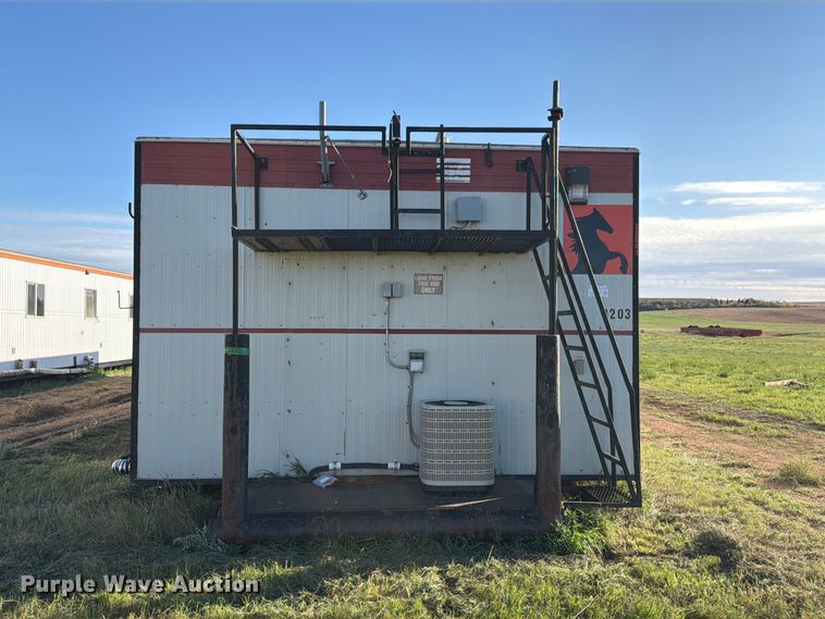 image for item EW1111 2003 Aburn ENG/GEO-4203 skid mounted living quarters 