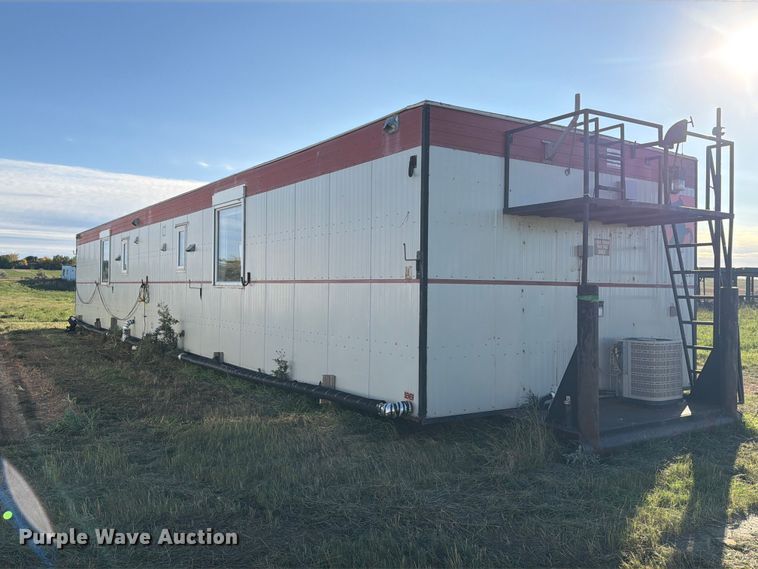 image for item EW1111 2003 Aburn ENG/GEO-4203 skid mounted living quarters 
