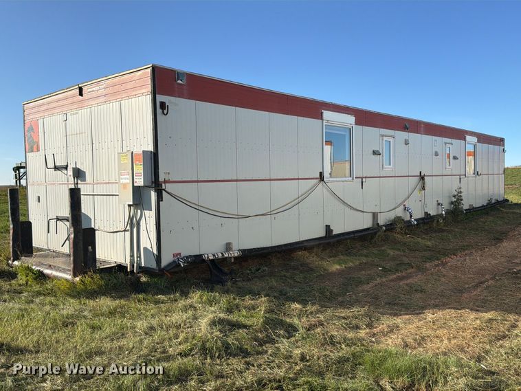 image for item EW1111 2003 Aburn ENG/GEO-4203 skid mounted living quarters 