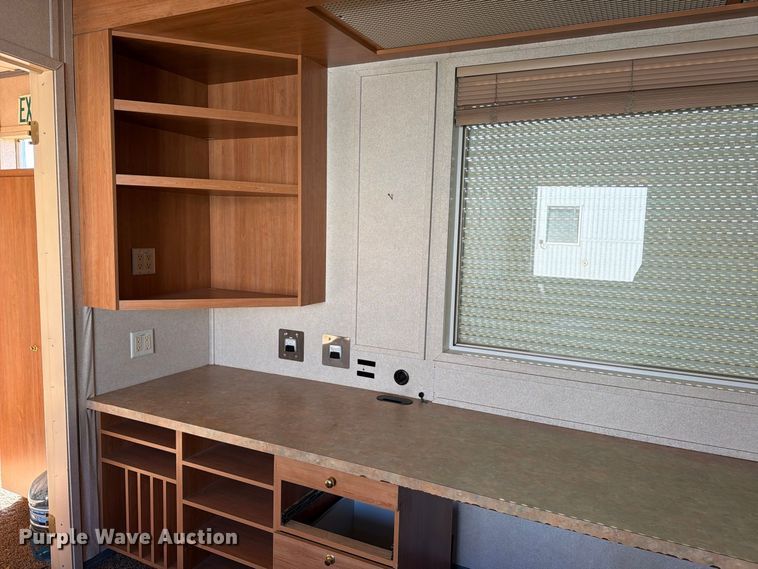 image for item EW1111 2003 Aburn ENG/GEO-4203 skid mounted living quarters 