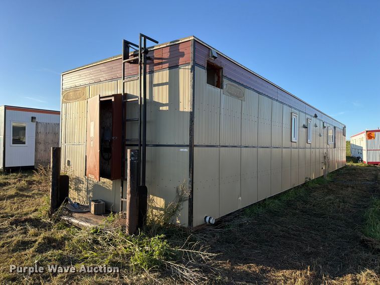 2007 Auburn ENG/GEU skid mounted living quarters