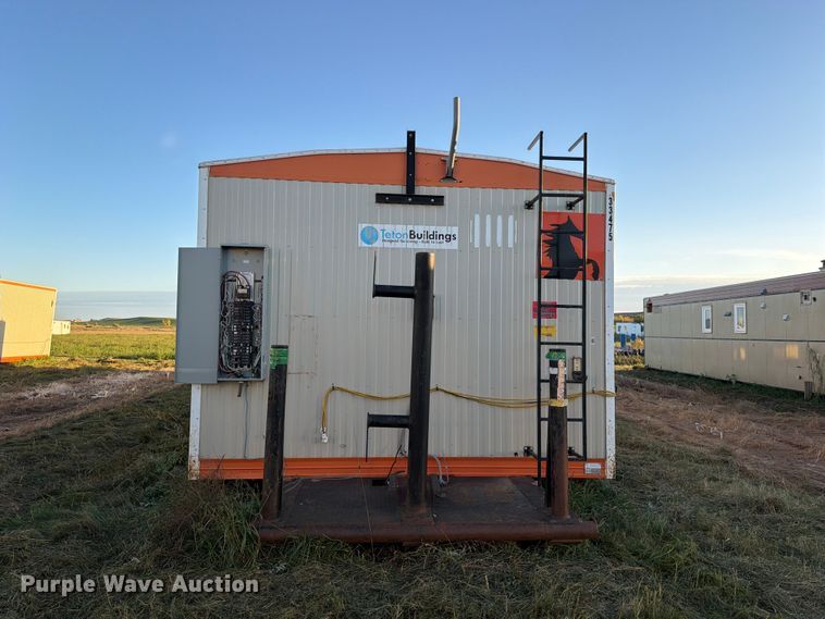 image for item EW1114 Teton skid mounted living quarters 