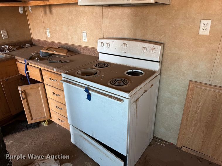 image for item EW1115 Teton skid mounted living quarters 