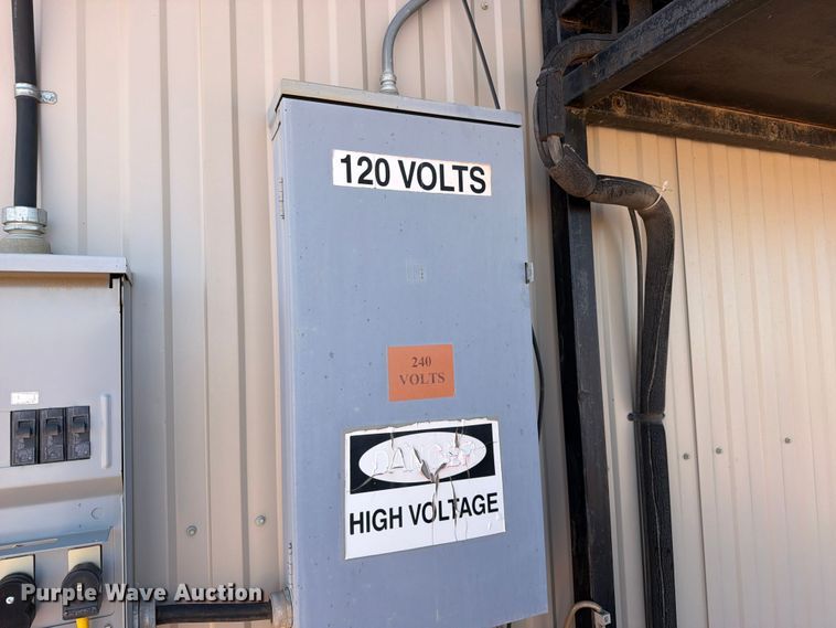 image for item EW1129 2005 Travco Wellsite skid mounted living quarters